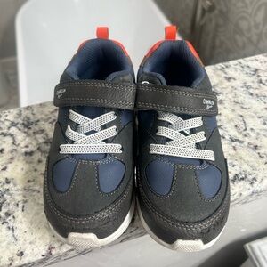 OshKosh Bowie Sneakers - Little Boys 11